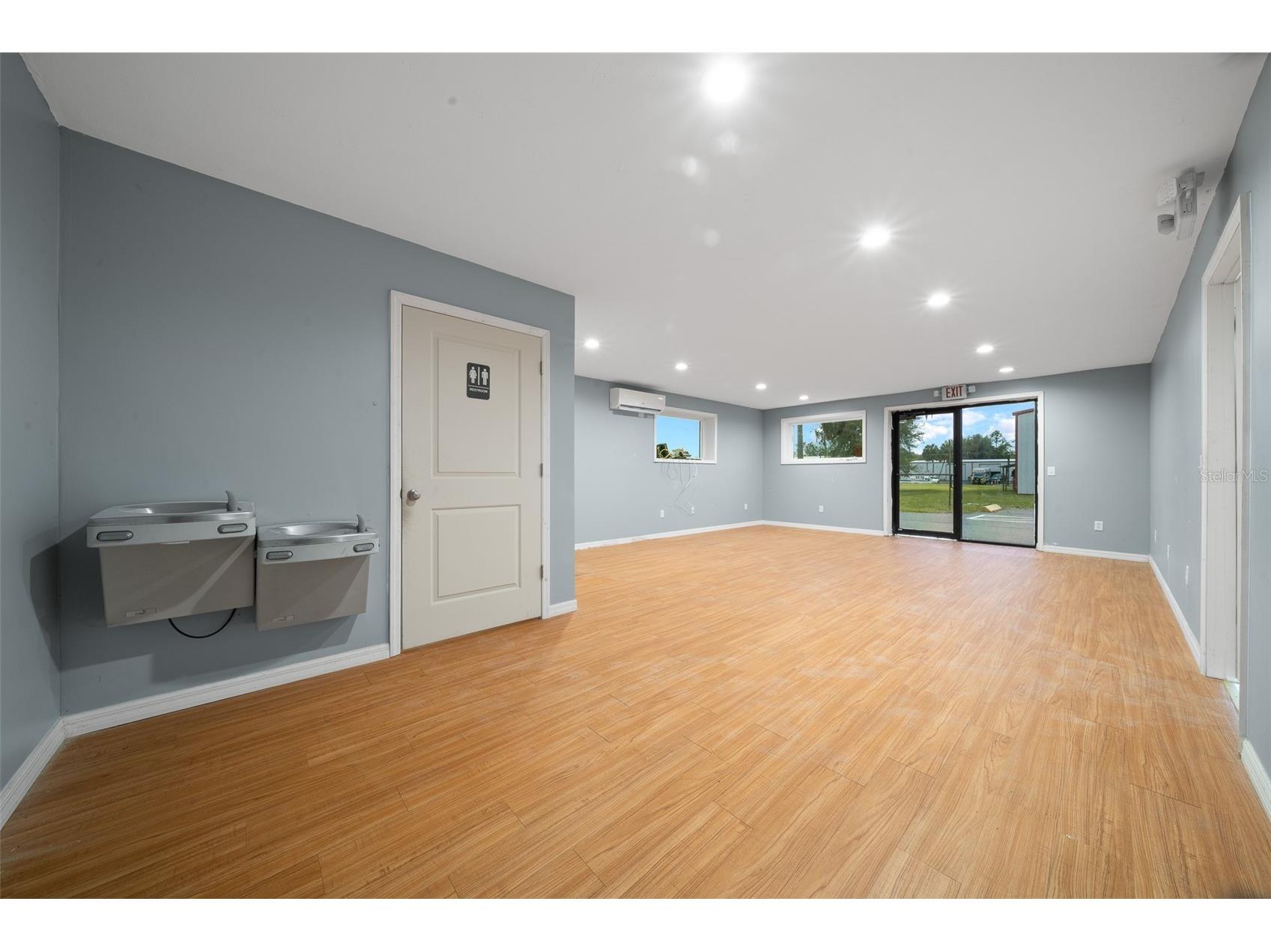 3073 NE 37th Place Wildwood FL 34785 OM721568 image6