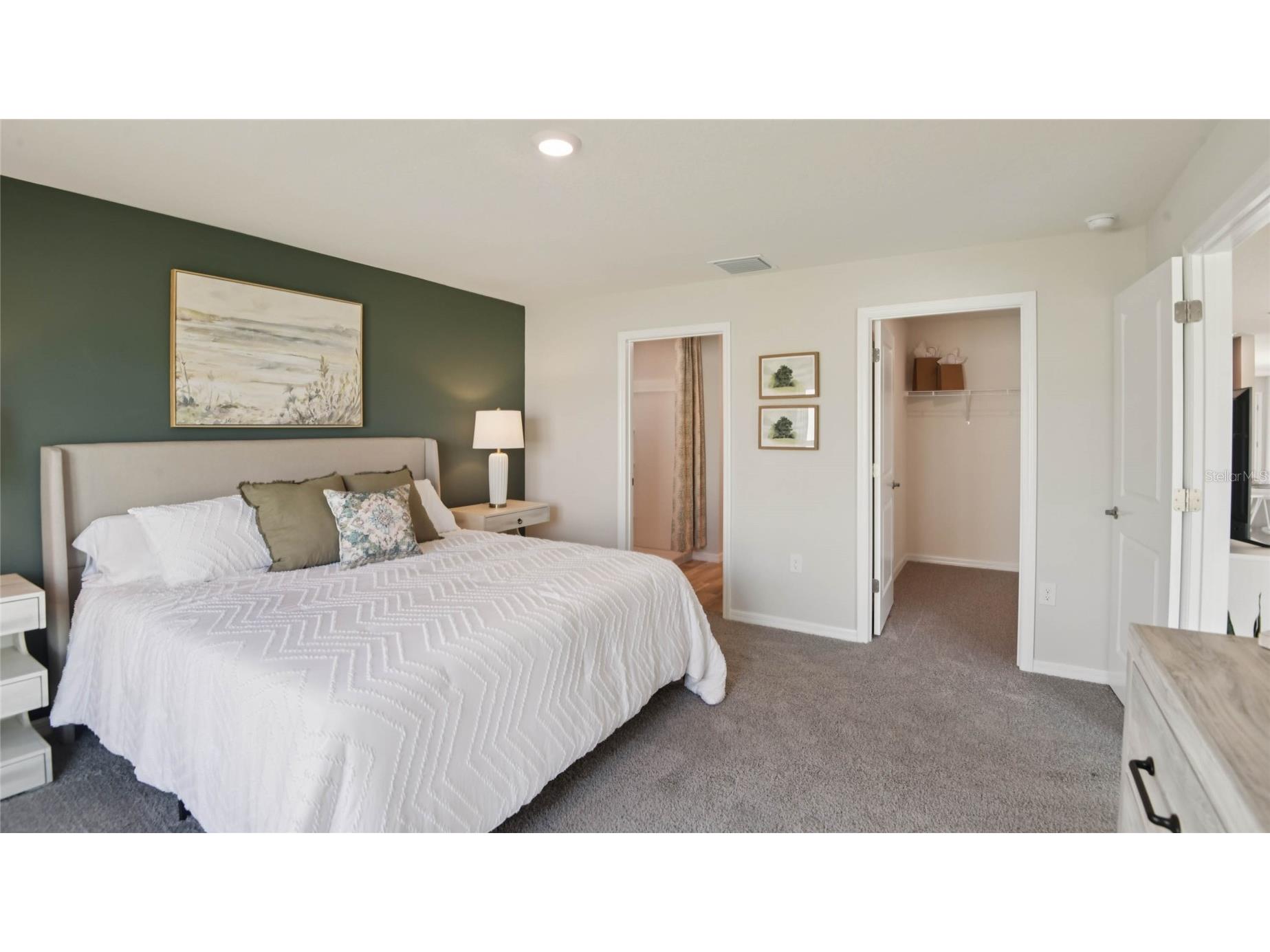 3074 Evenmore Way Wildwood FL 34785 OM717778 image12