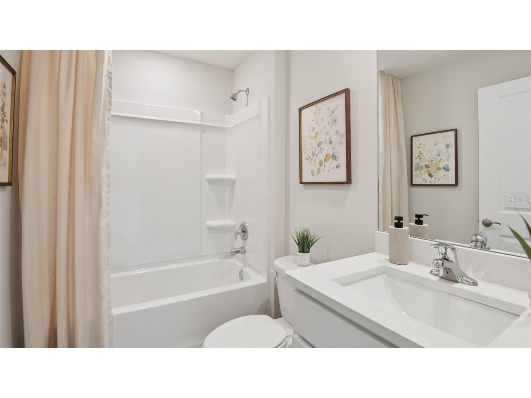 3074 Evenmore Way Wildwood FL 34785 OM717778 image17