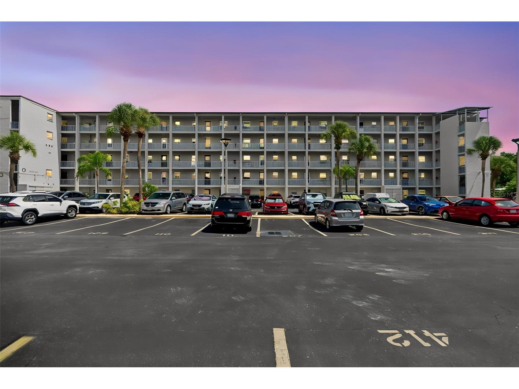 3074 Lake Bayshore Dr #O-120 Bradenton FL 34205 A4700518 image1