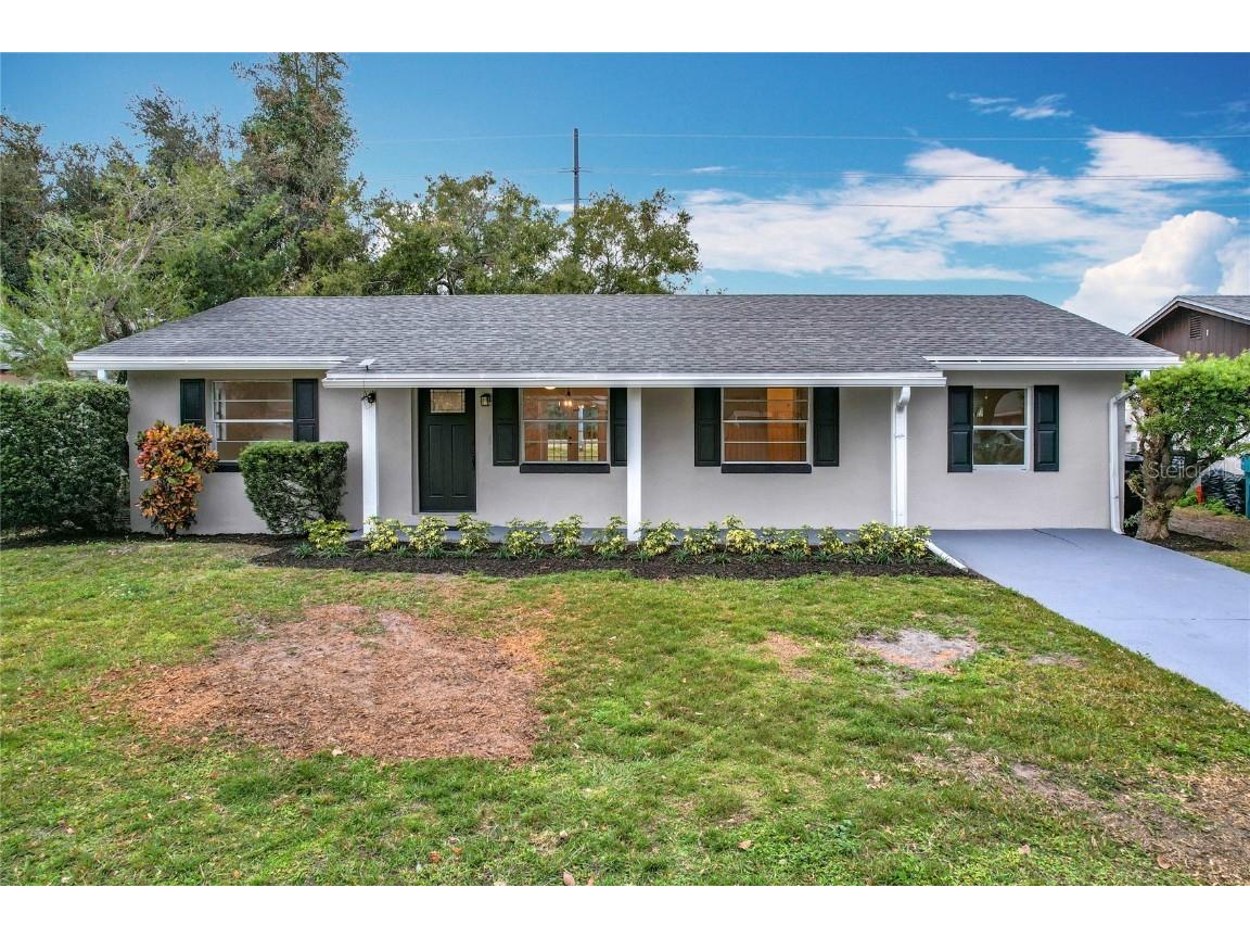 3074 Messina Avenue Orlando FL 32811 O6272928 image1