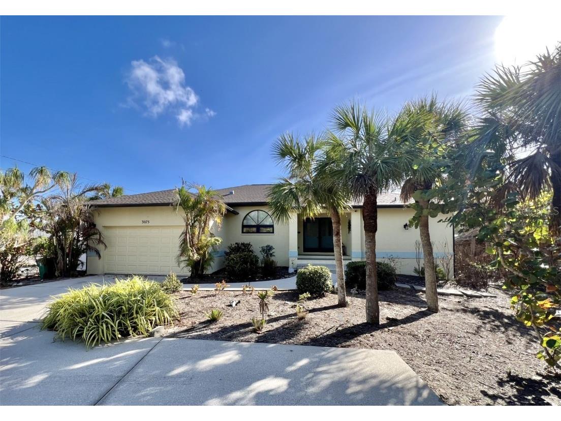 3075 Bay Oaks Circle Englewood FL 34223 D6138874 image1