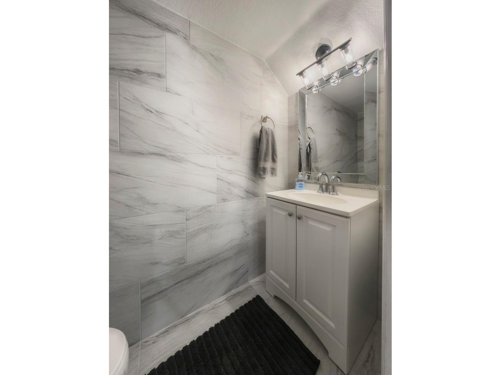 3077 Branch Drive Clearwater FL 33760 TB8483181 image17