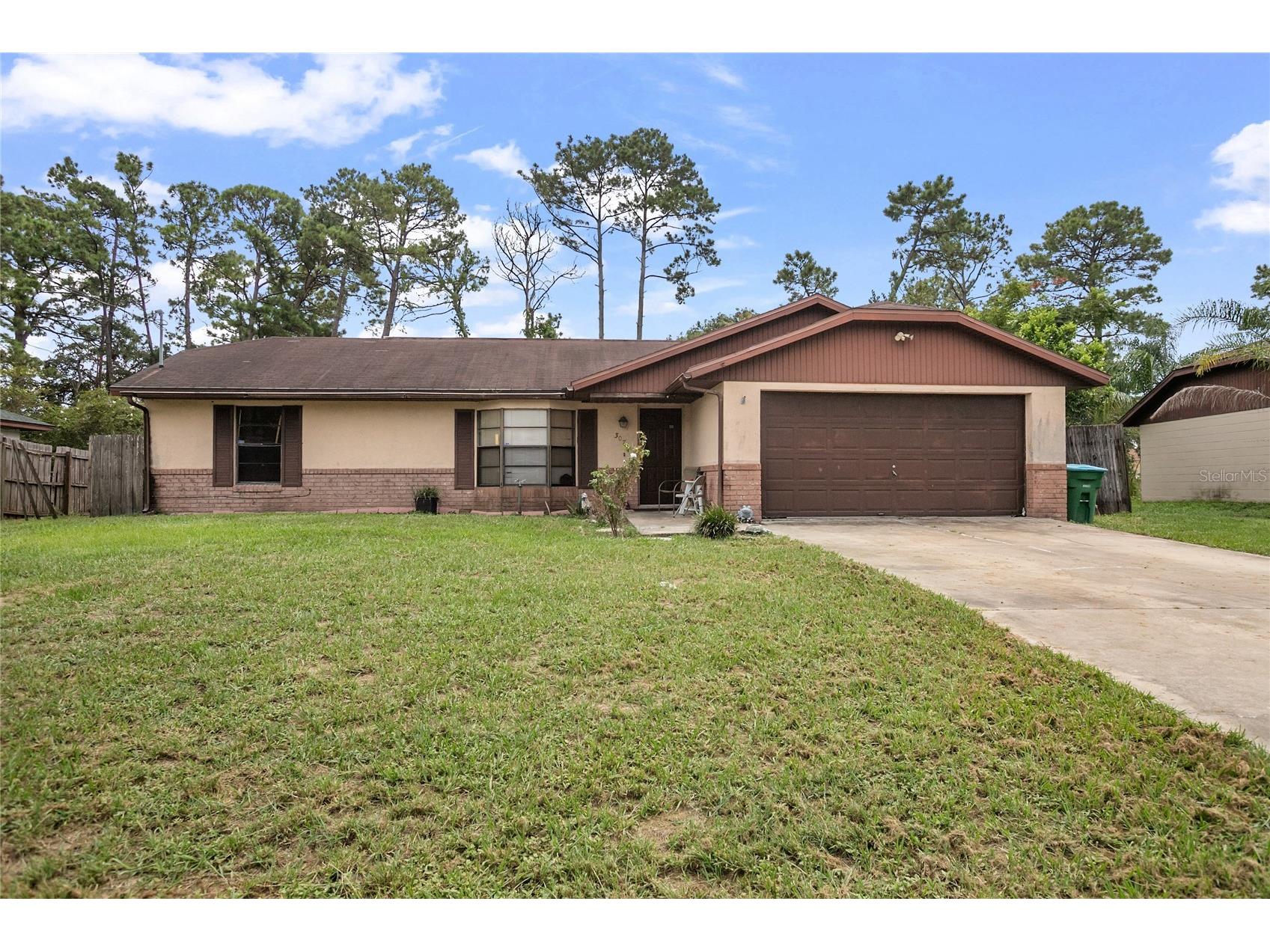 3077 Branchville Drive Deltona FL 32738 V4944614 image1