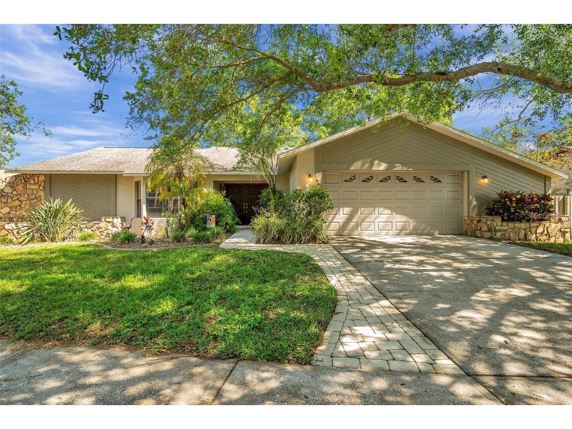 3077 Valencia Lane E, Palm Harbor, FL, 34684 MLS U8239491 Edina Realty