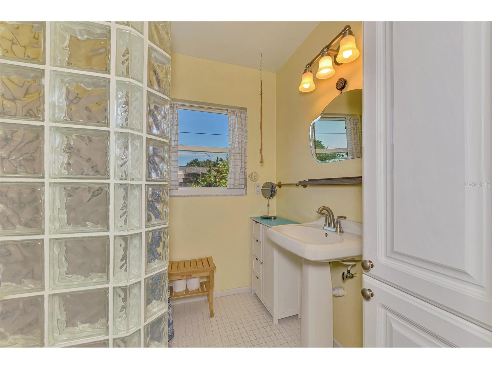 3078 Spencer Lane Sarasota FL 34239 N6144331 image28
