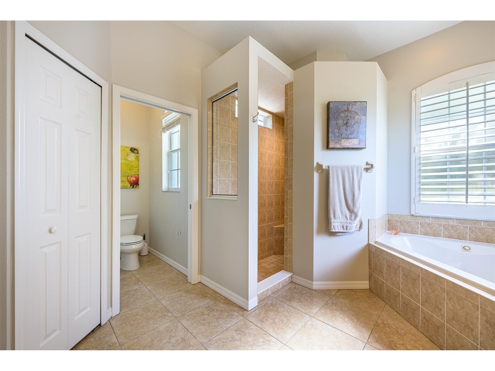 308 141st Court NE Bradenton FL 34212 A4691482 image24