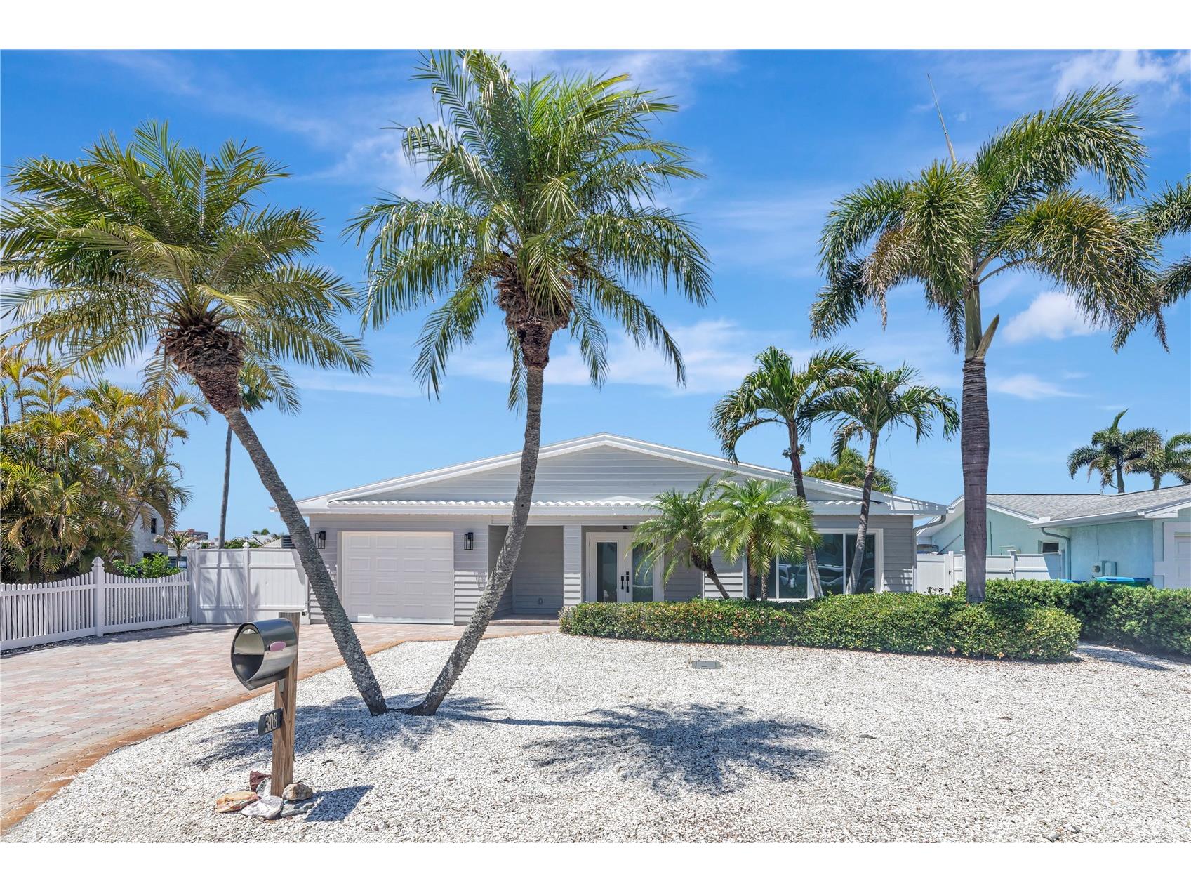 308 173rd Avenue E North Redington Beach FL 33708 - BOCA CIEGA BAY TB8498042 image1