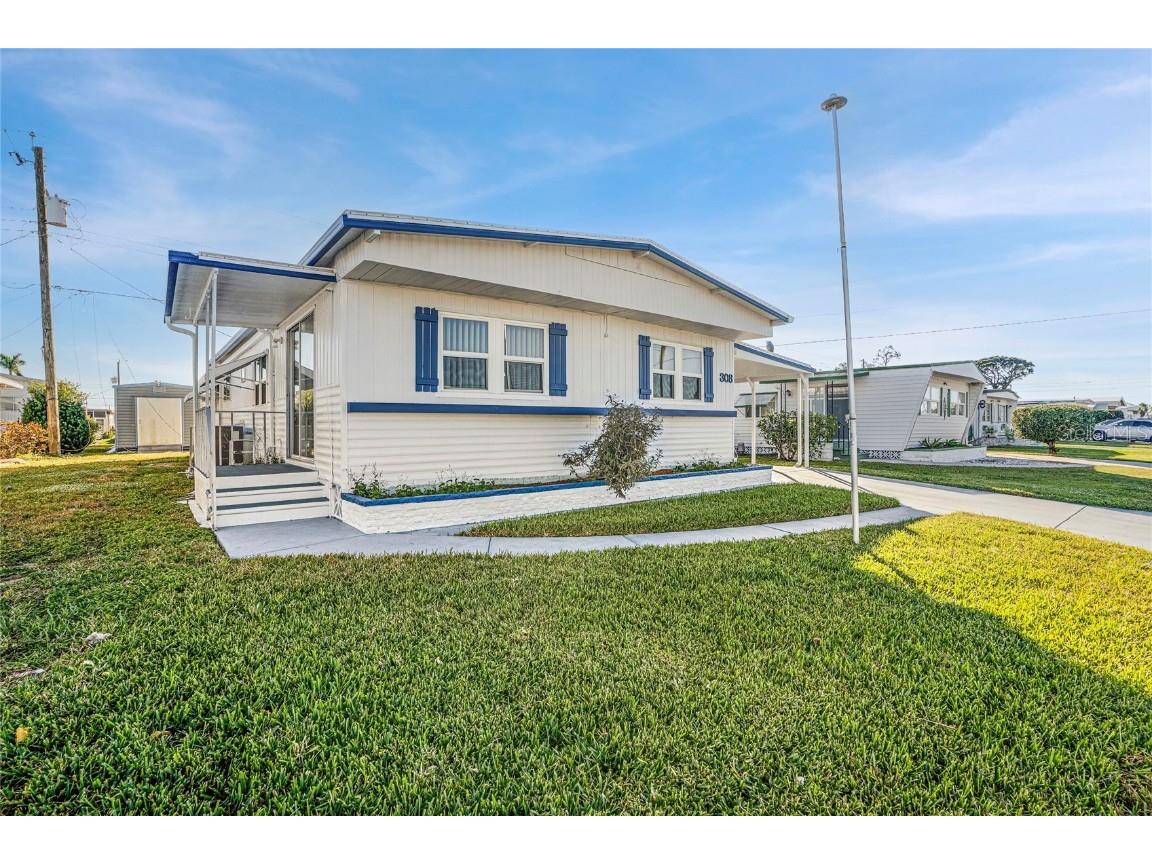 308 50th Avenue Drive W Bradenton FL 34207 A4629110 image1