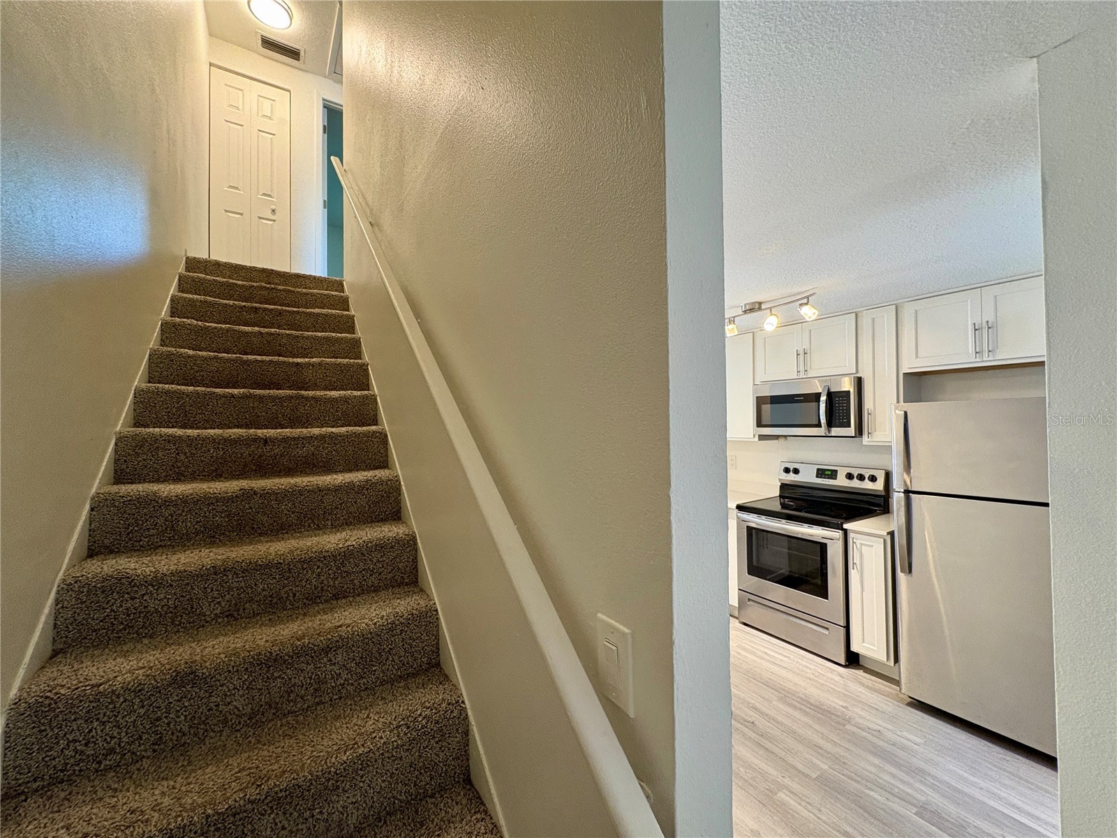 308 57th Avenue Drive E #B Bradenton FL 34203 A4695837 image9
