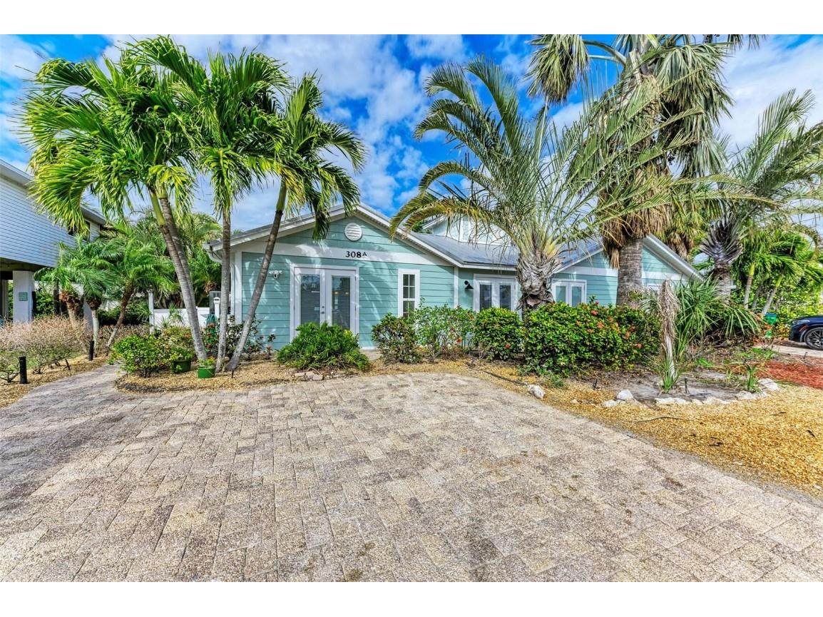 308 58th Street #A Holmes Beach FL 34217 A4673370 image1