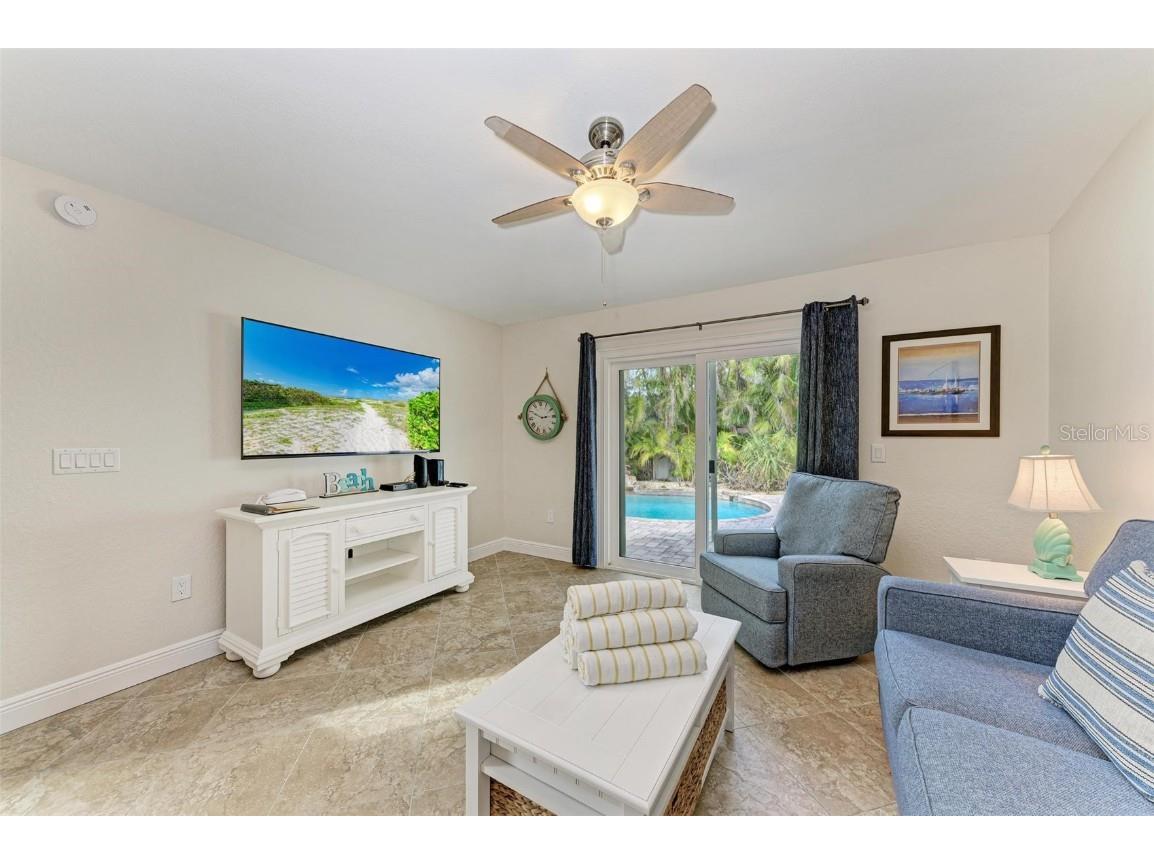 308 58th Street #A Holmes Beach FL 34217 A4673370 image11