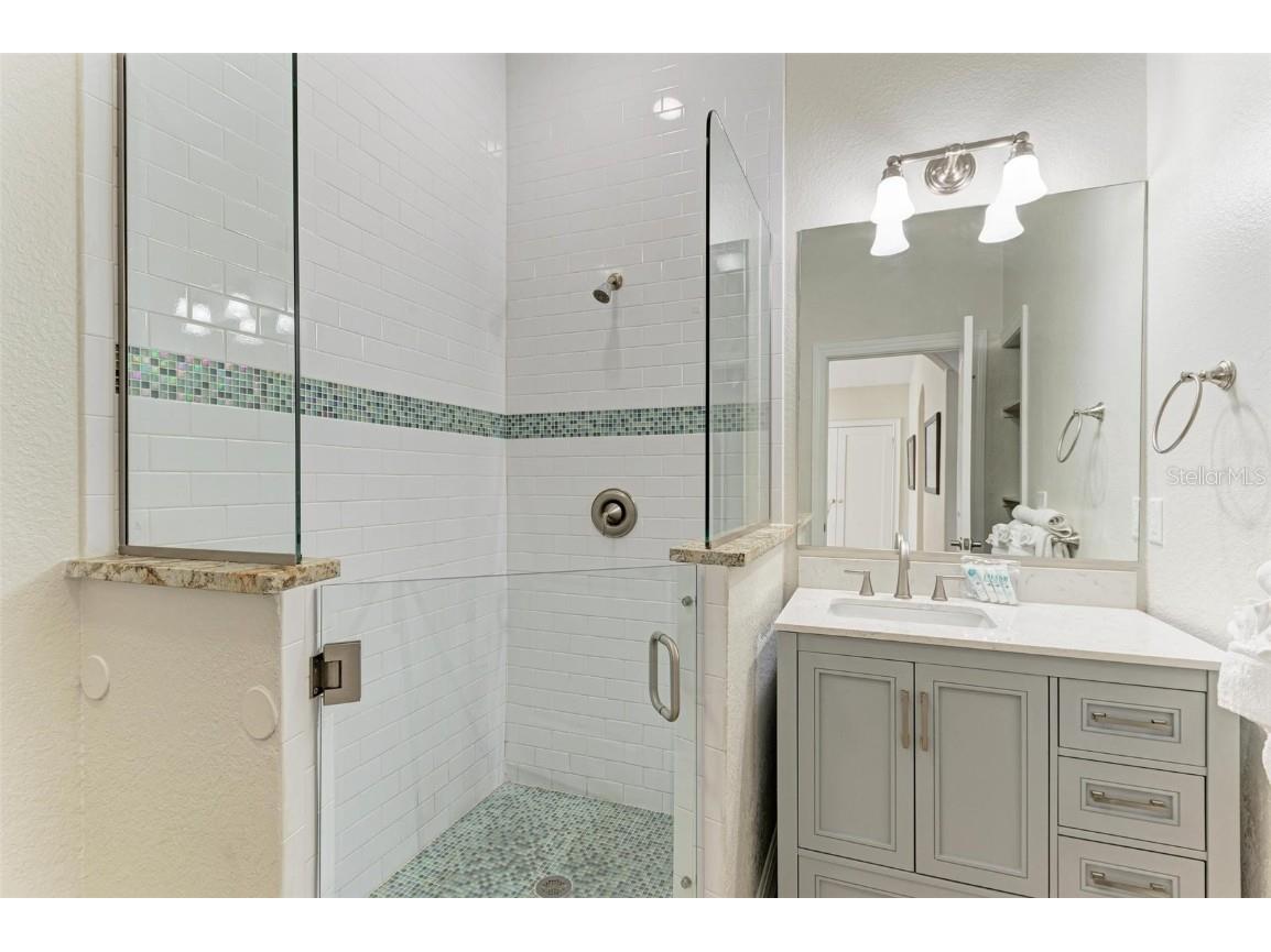 308 58th Street #A Holmes Beach FL 34217 A4673370 image14