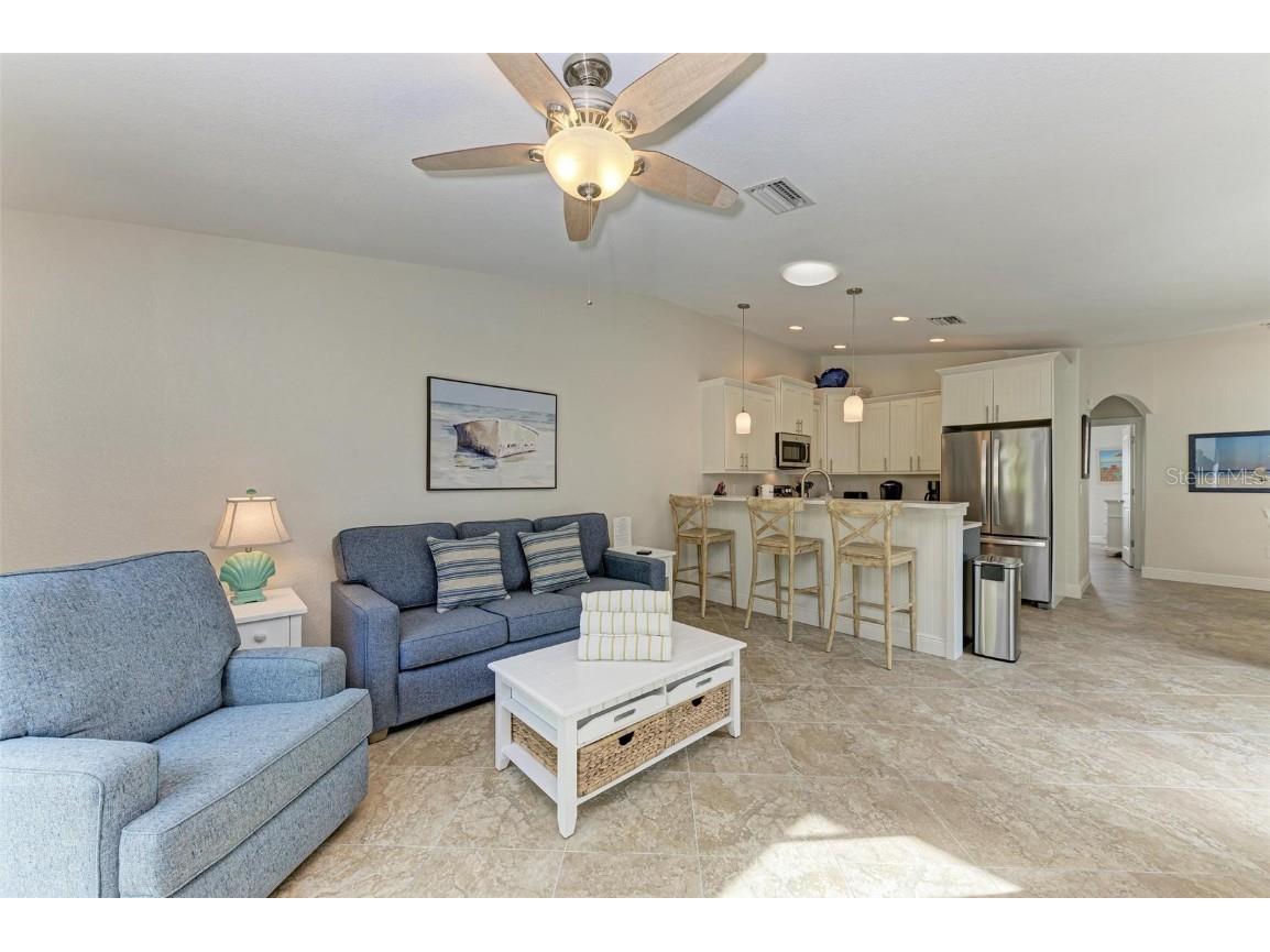 308 58th Street #A Holmes Beach FL 34217 A4673370 image5