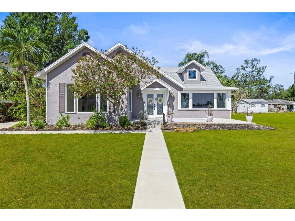 308 Chauncey Avenue Bradenton FL 34208 TB8382695 image1