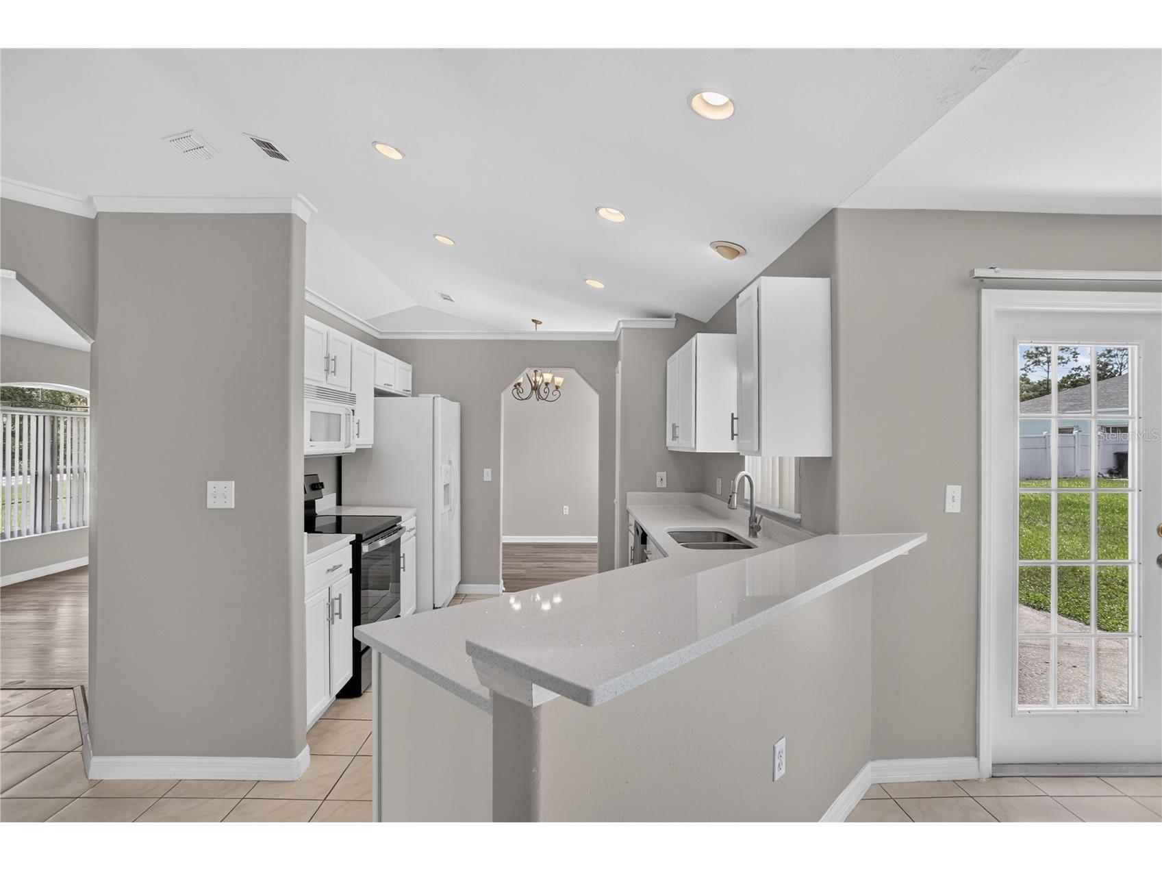 308 Clermont Drive Kissimmee FL 34759 O6420545 image19