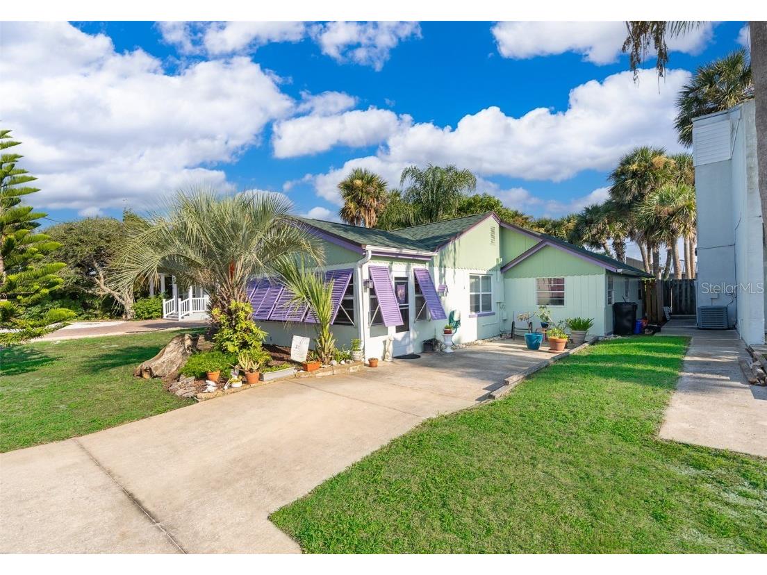 308 Due East Street New Smyrna Beach FL 32169 O6243702 image1