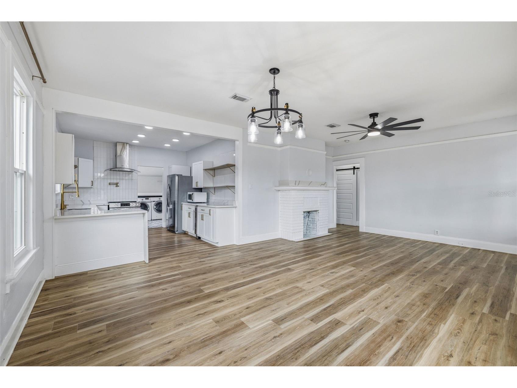 308 E Hanna Avenue Tampa FL 33604 TB8465480 image7