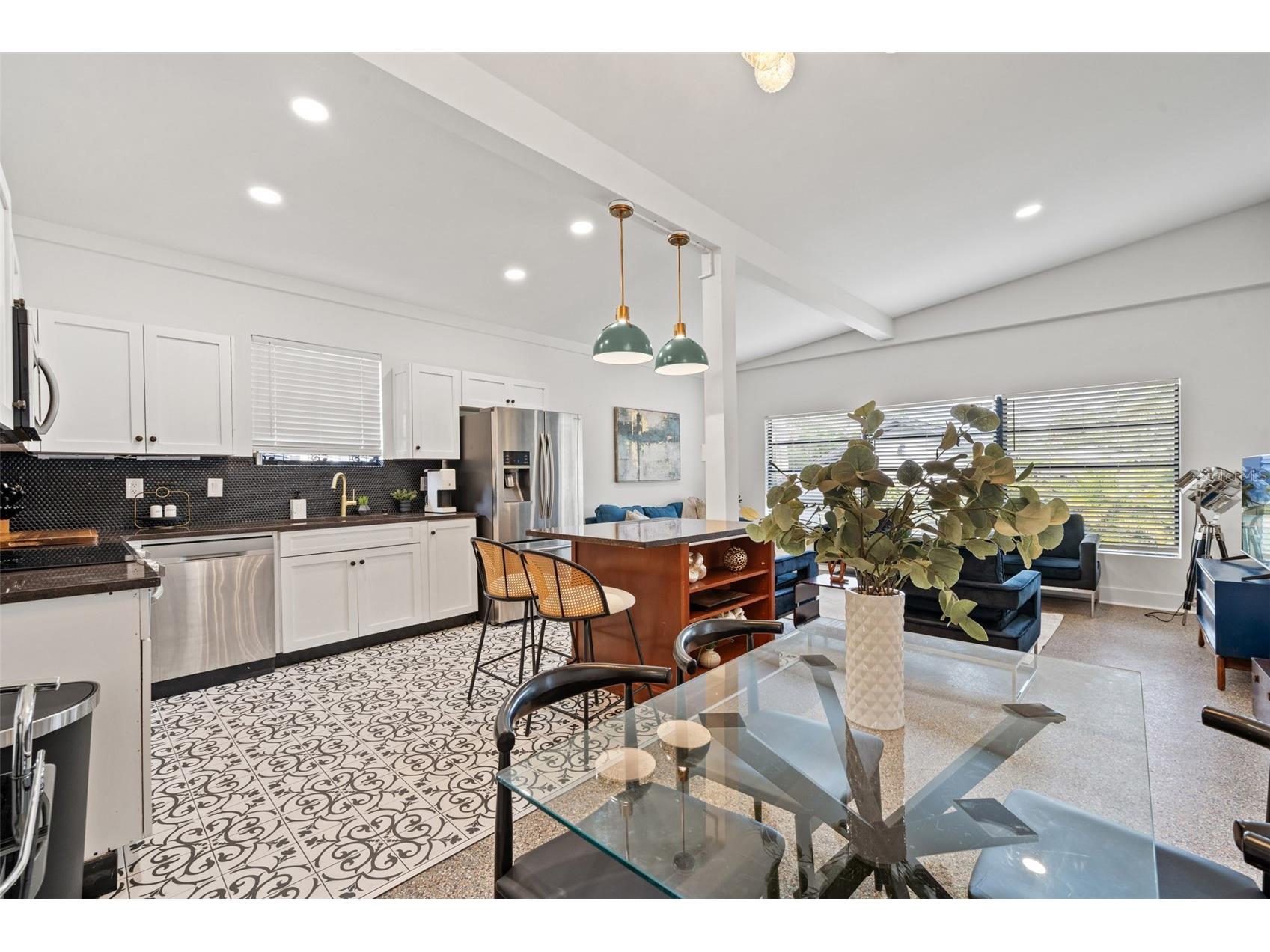 308 E Hollywood Street Tampa FL 33604 - HILLSBOROUGH RIVER TB8525706 image14