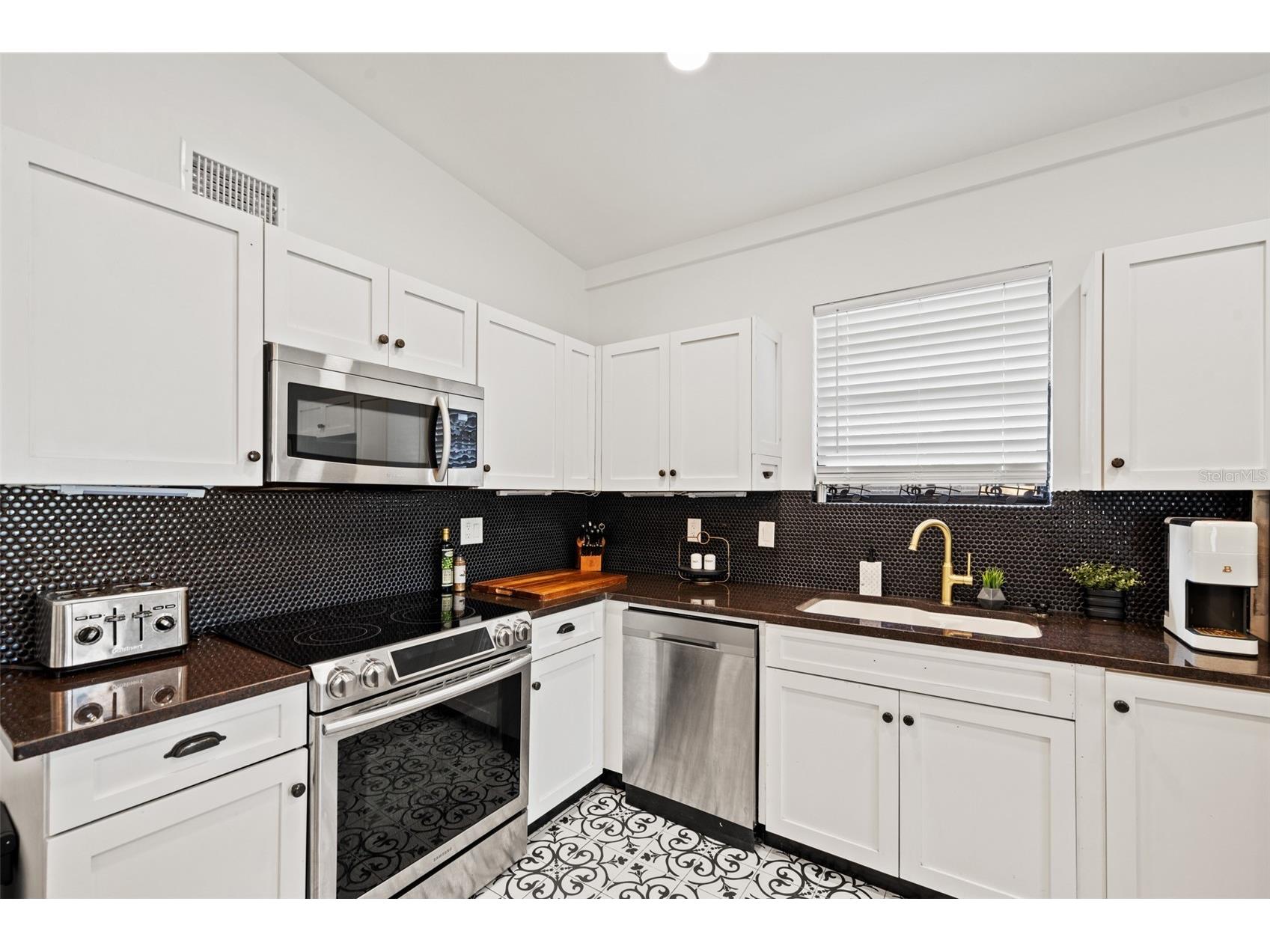 308 E Hollywood Street Tampa FL 33604 - HILLSBOROUGH RIVER TB8525706 image17