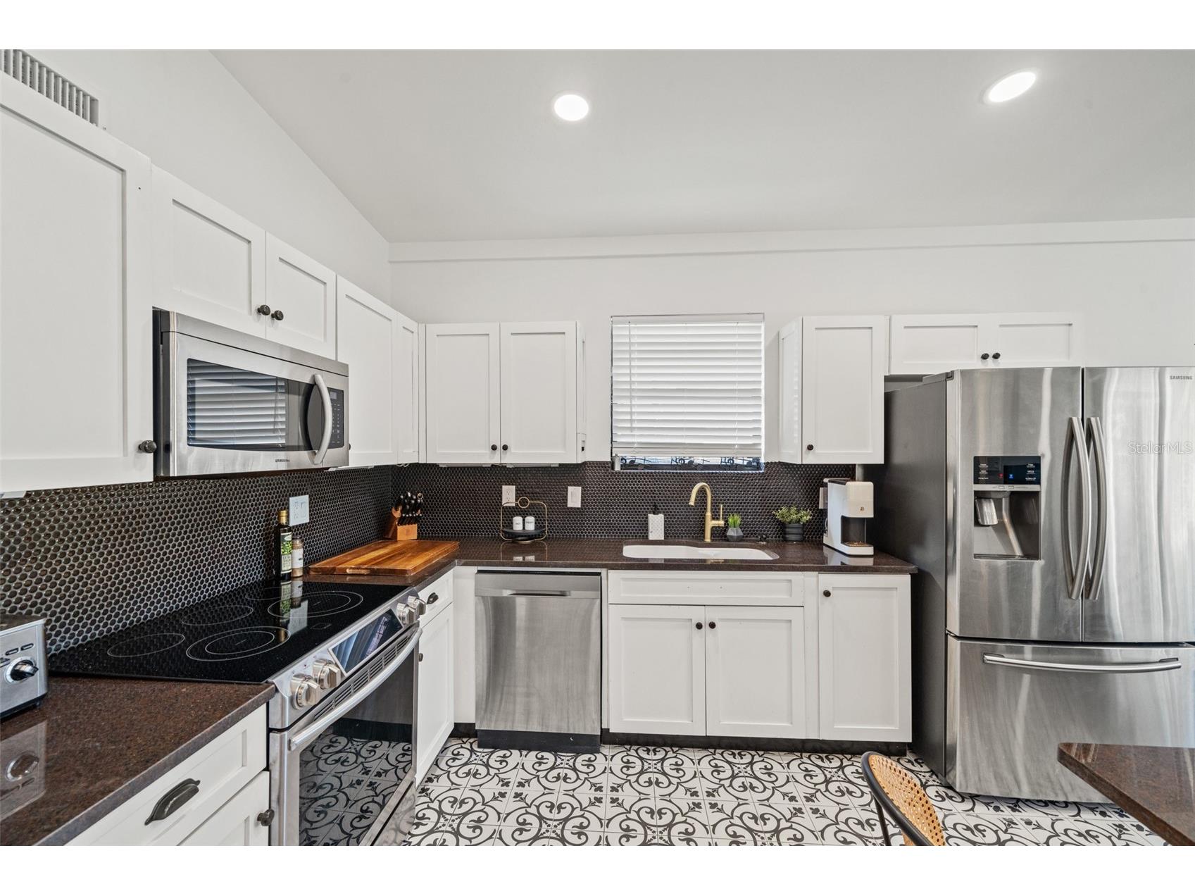 308 E Hollywood Street Tampa FL 33604 - HILLSBOROUGH RIVER TB8525706 image18