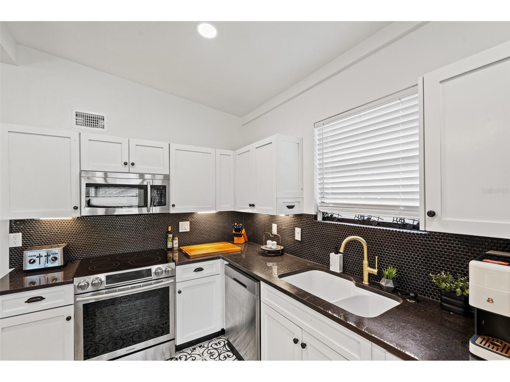 308 E Hollywood Street Tampa FL 33604 - HILLSBOROUGH RIVER TB8525706 image21