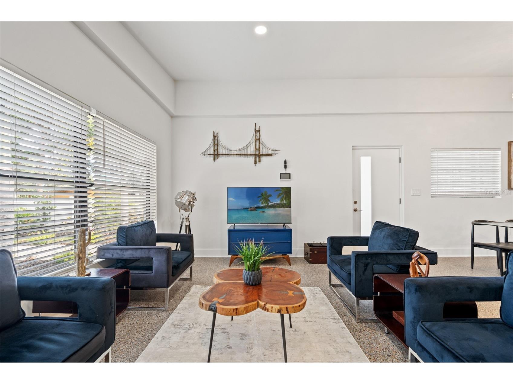 308 E Hollywood Street Tampa FL 33604 - HILLSBOROUGH RIVER TB8525706 image4
