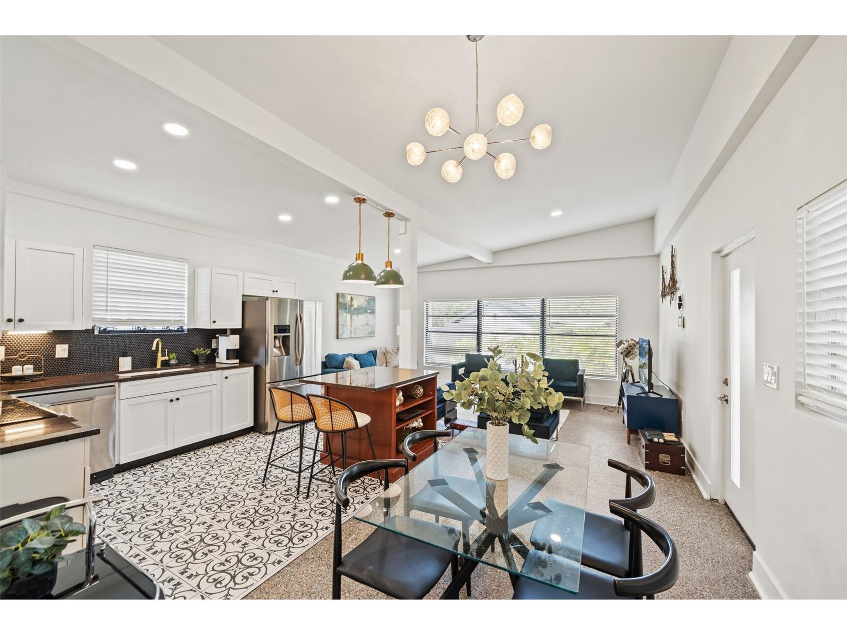308 E Hollywood Street Tampa FL 33604 - HILLSBOROUGH RIVER TB8525706 image5