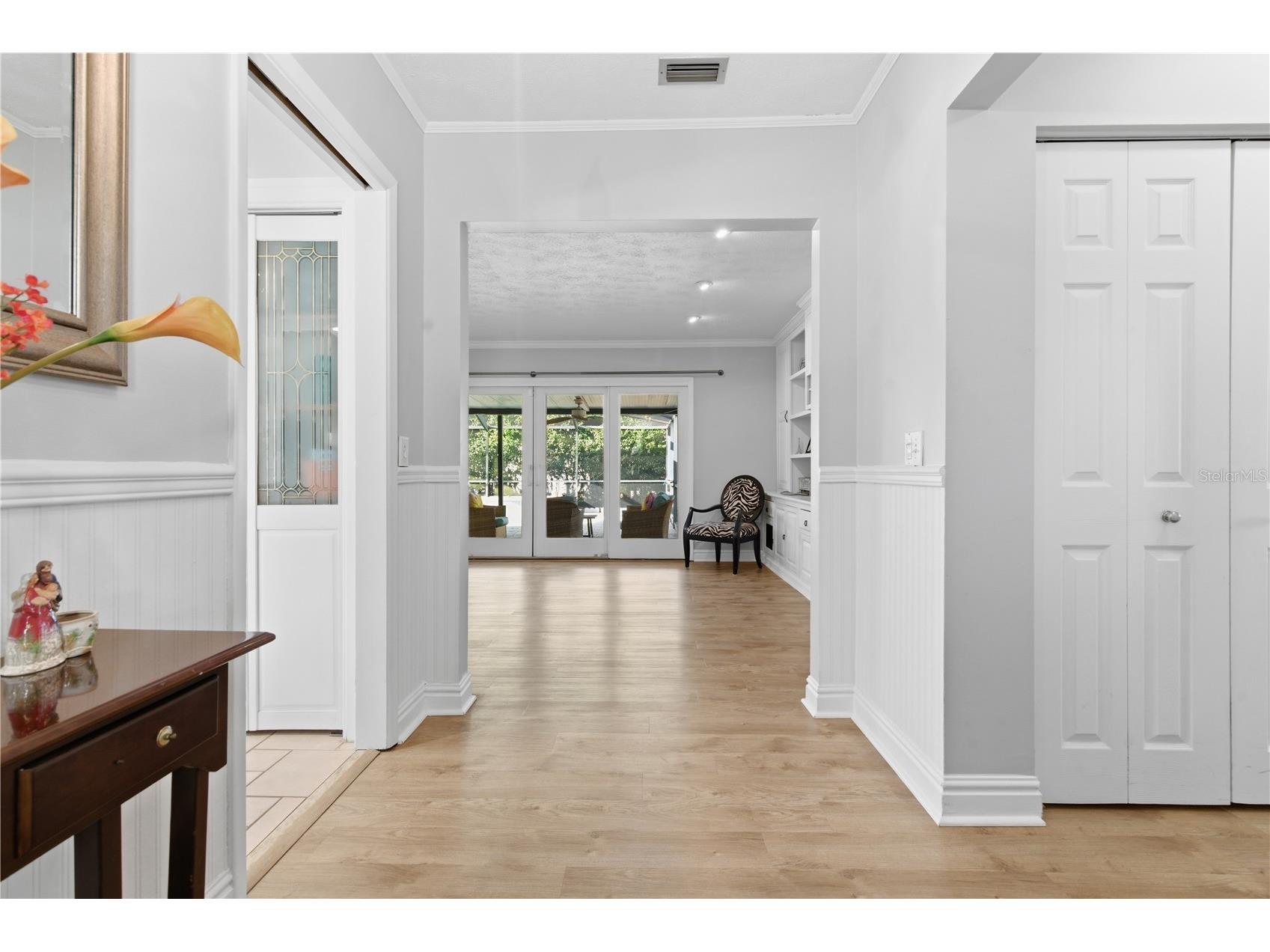 308 Ellen Way Brandon FL 33510 TB8492126 image8