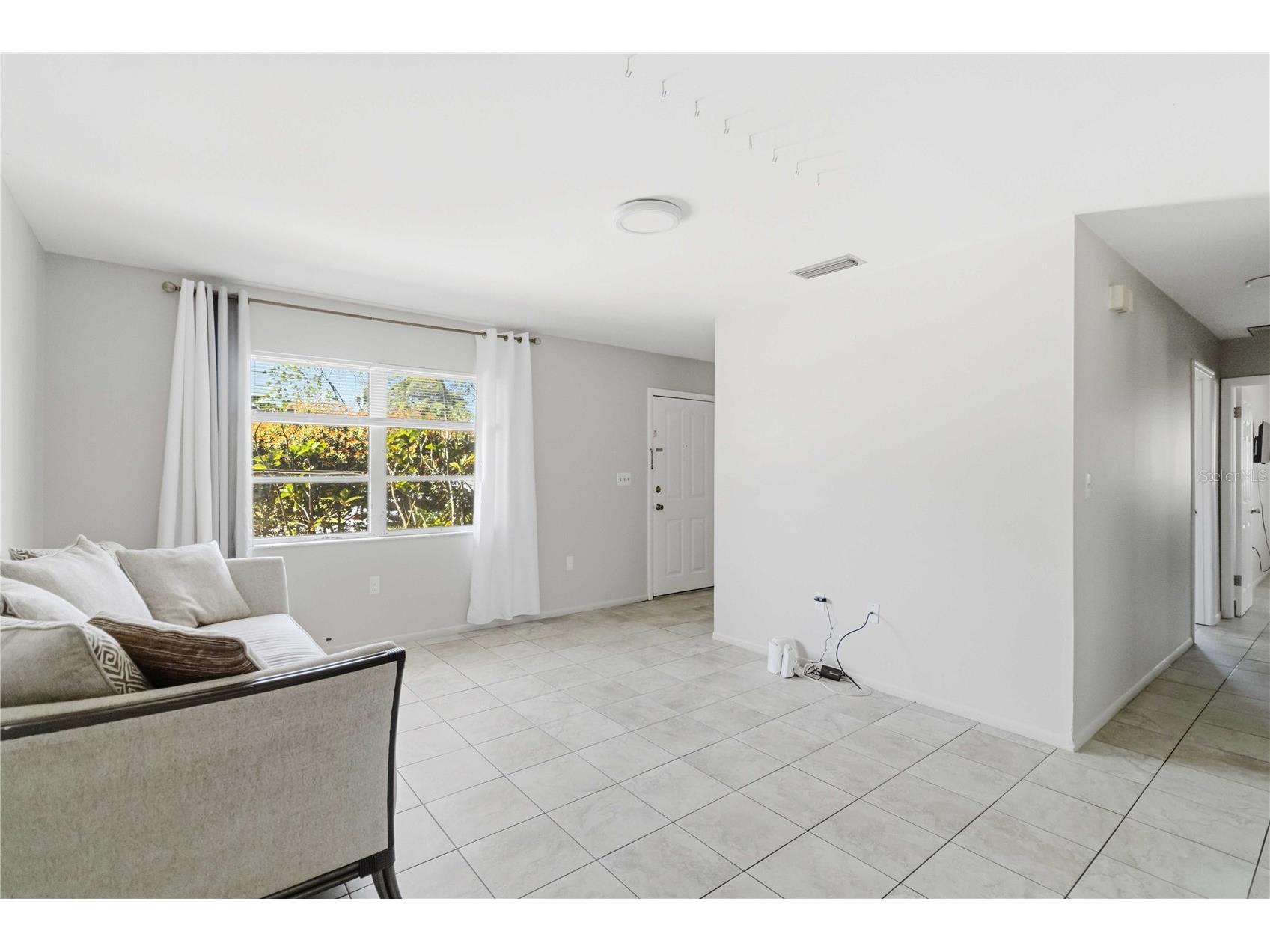308 Lantana Avenue Sarasota FL 34243 A4691141 image4