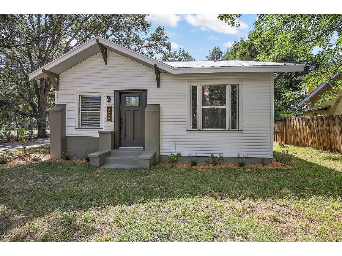 308 S Dixie Avenue Fruitland Park FL 34731 G5066289 image1