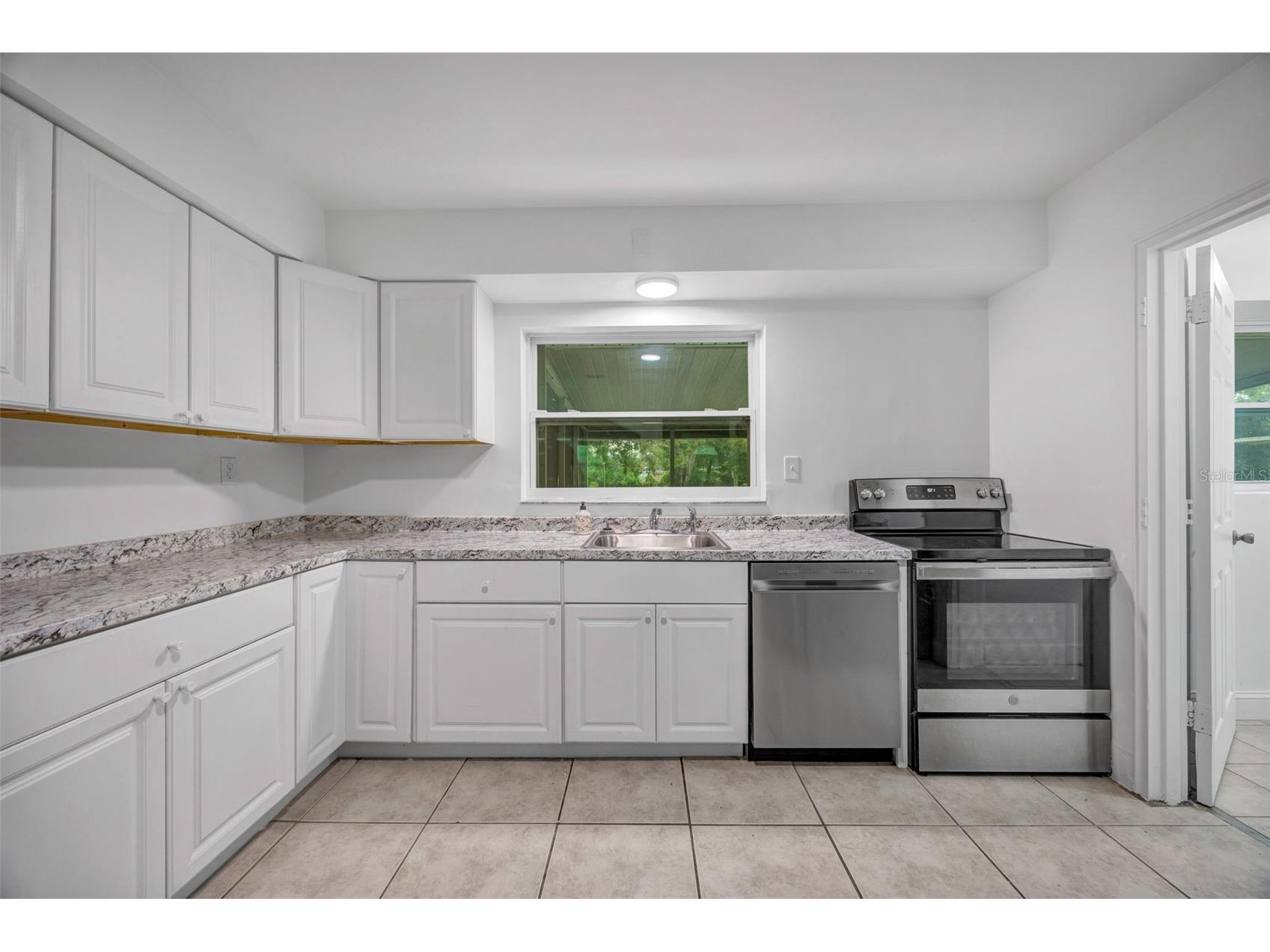308 S Kingsway Road Seffner FL 33584 TB8516168 image13