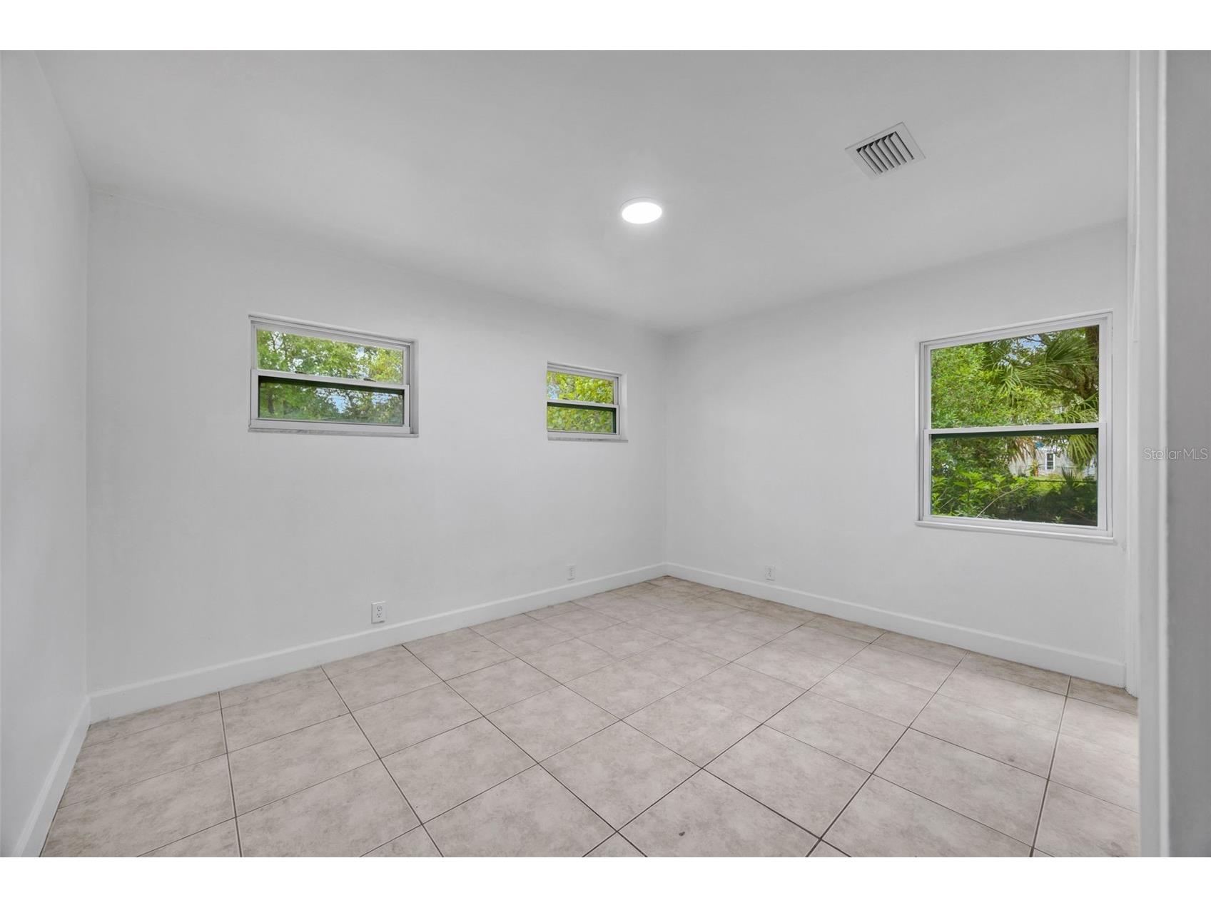 308 S Kingsway Road Seffner FL 33584 TB8516168 image17