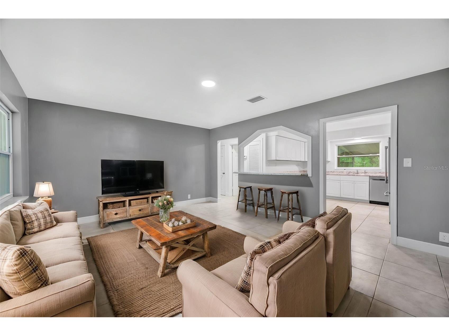 308 S Kingsway Road Seffner FL 33584 TB8516168 image6
