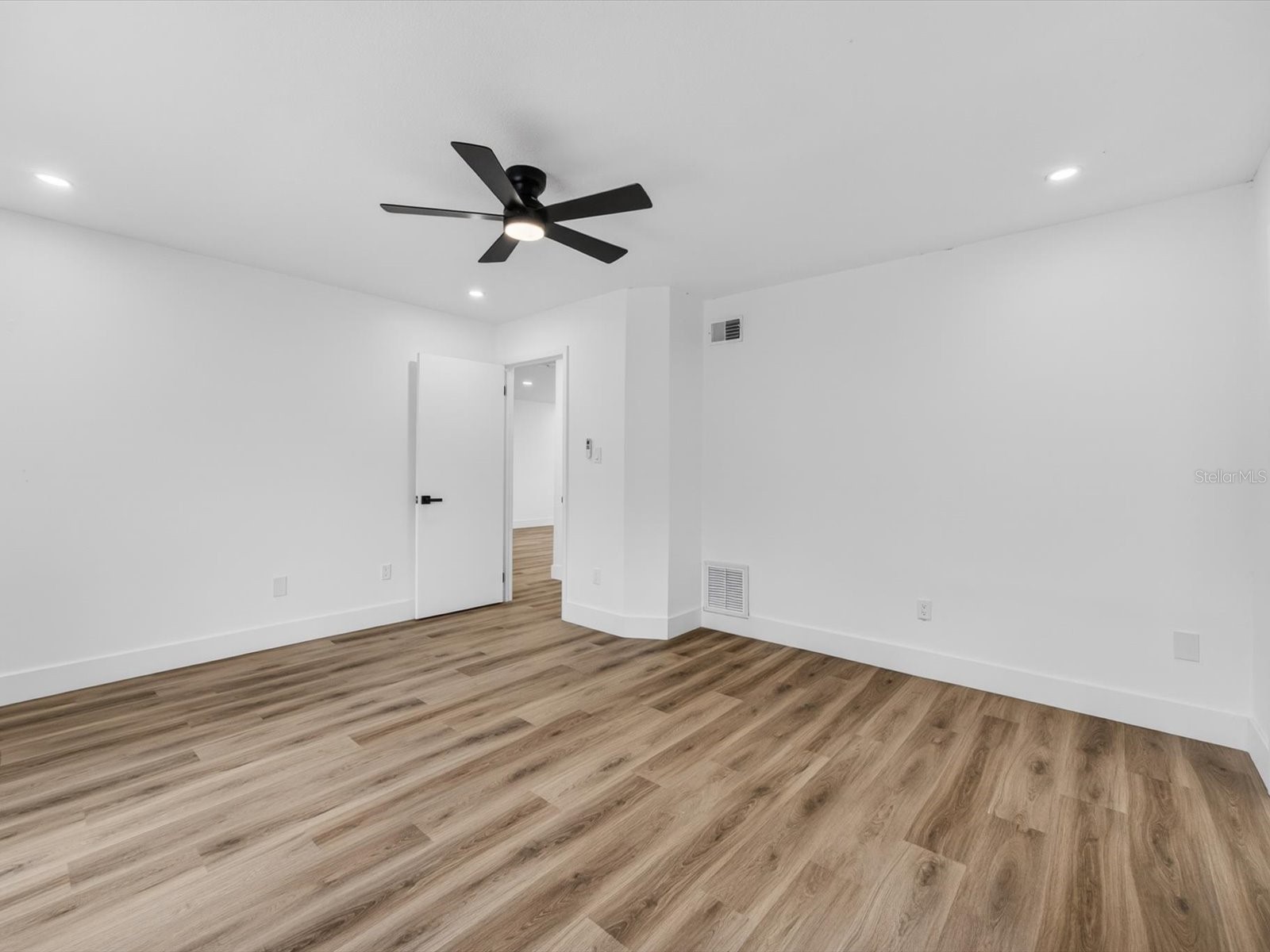 308 S Shadow Bay Drive Orlando FL 32825 O6414343 image19