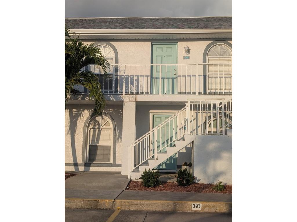 308 Stephen Drive #8 Lake Placid FL 33852 O6292472 image1