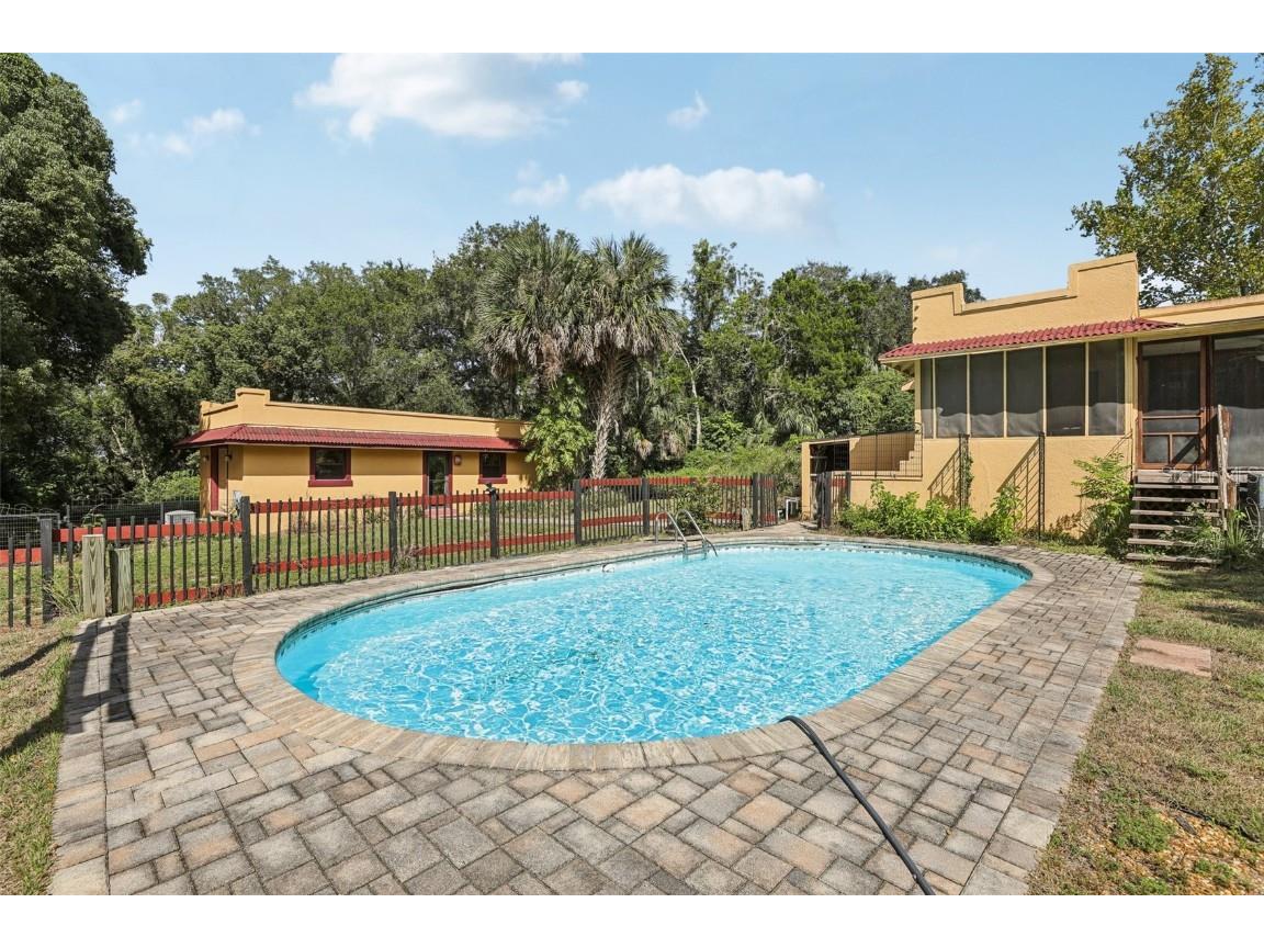 308 Sunnyside Dr Leesburg FL 34748 G5096774 image1