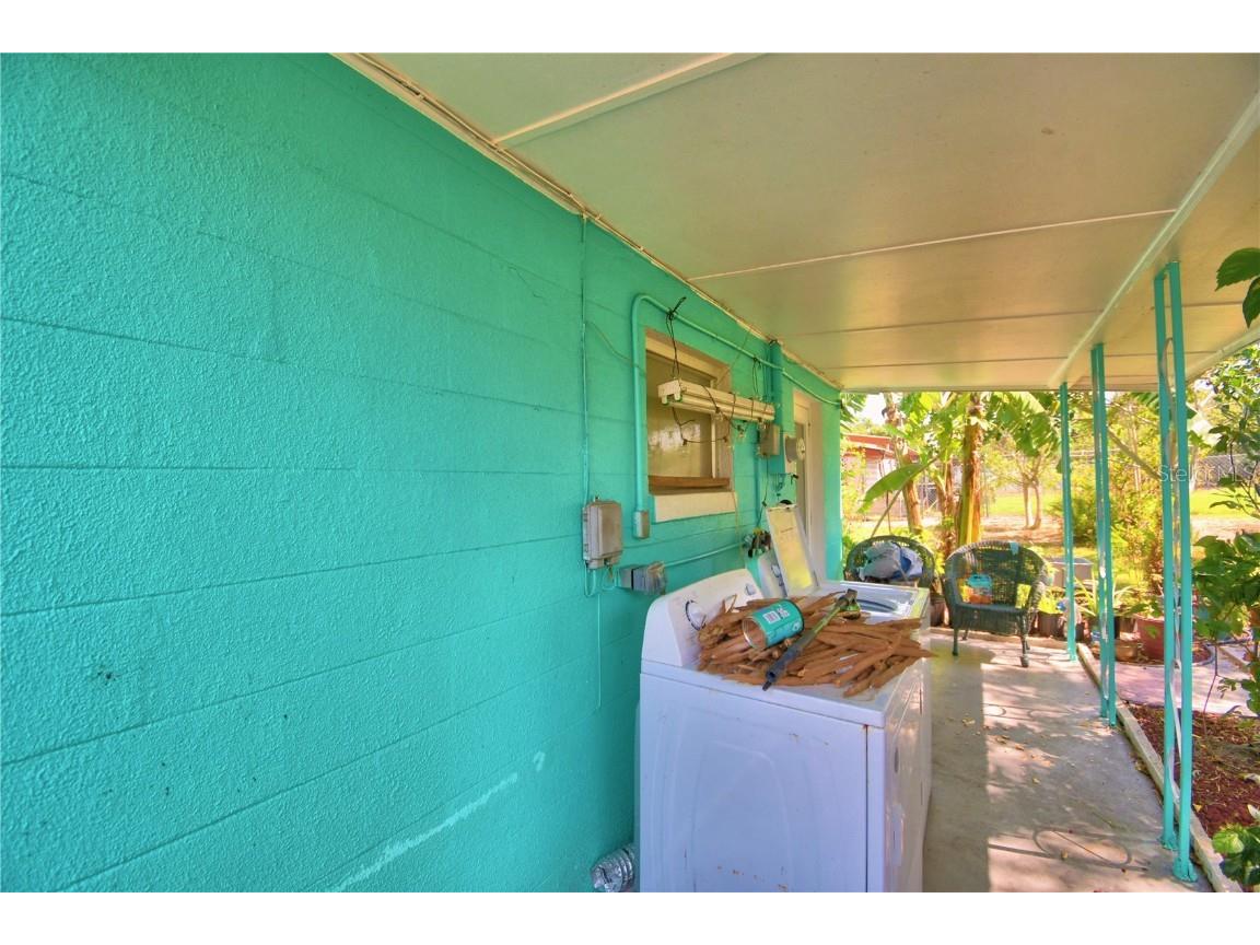 308 Thomas Avenue, Frostproof, FL, 33843 MLS L4944668 Edina Realty