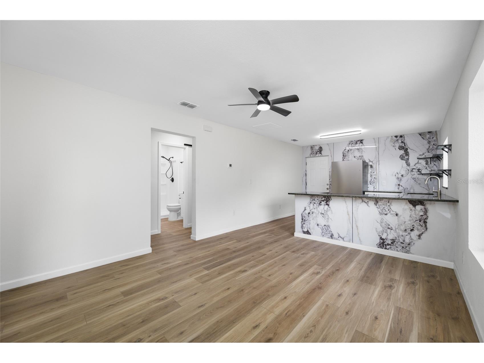 308 W 10th Street Lakeland FL 33805 TB8514036 image3