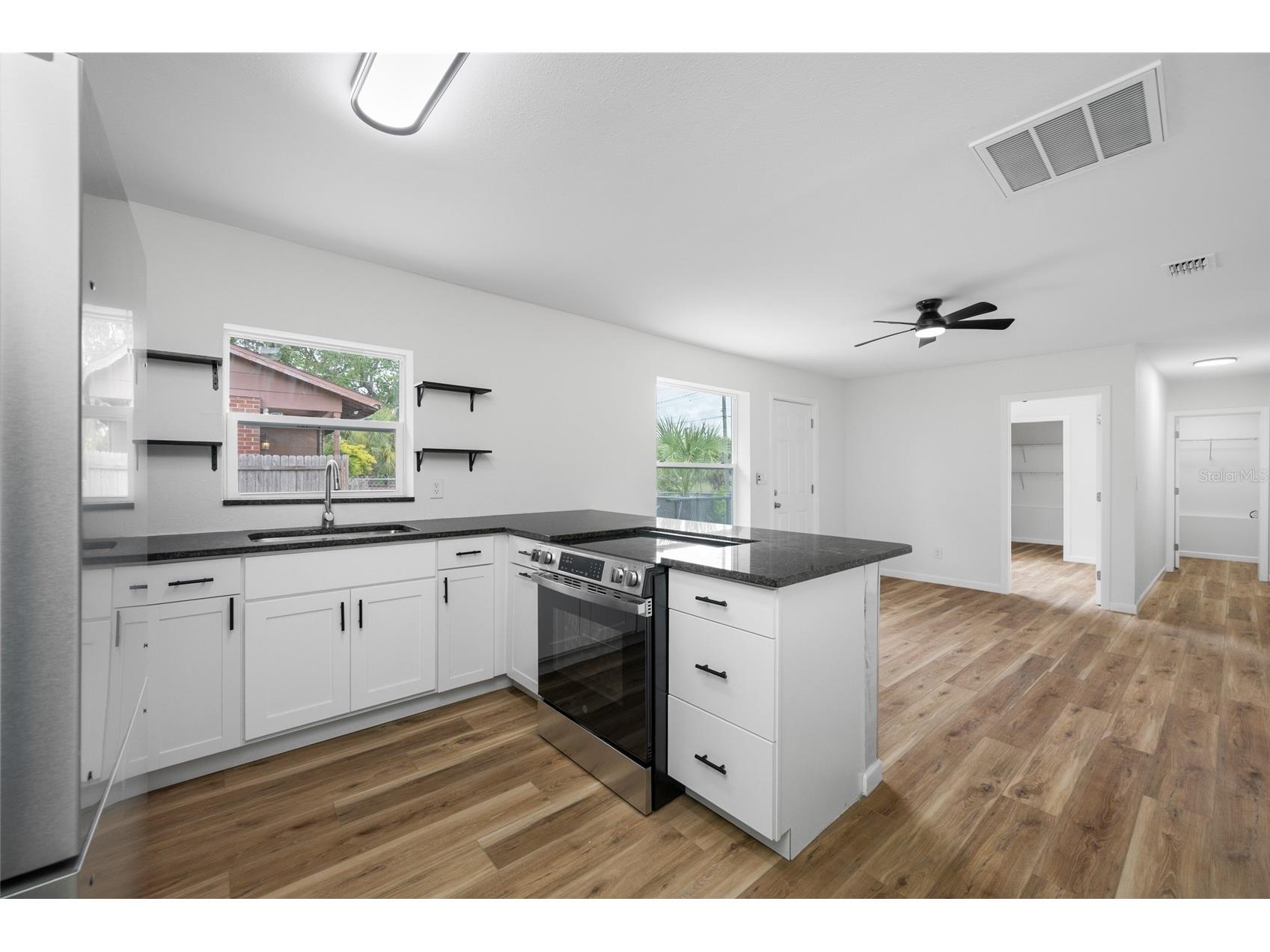 308 W 10th Street Lakeland FL 33805 TB8514036 image7
