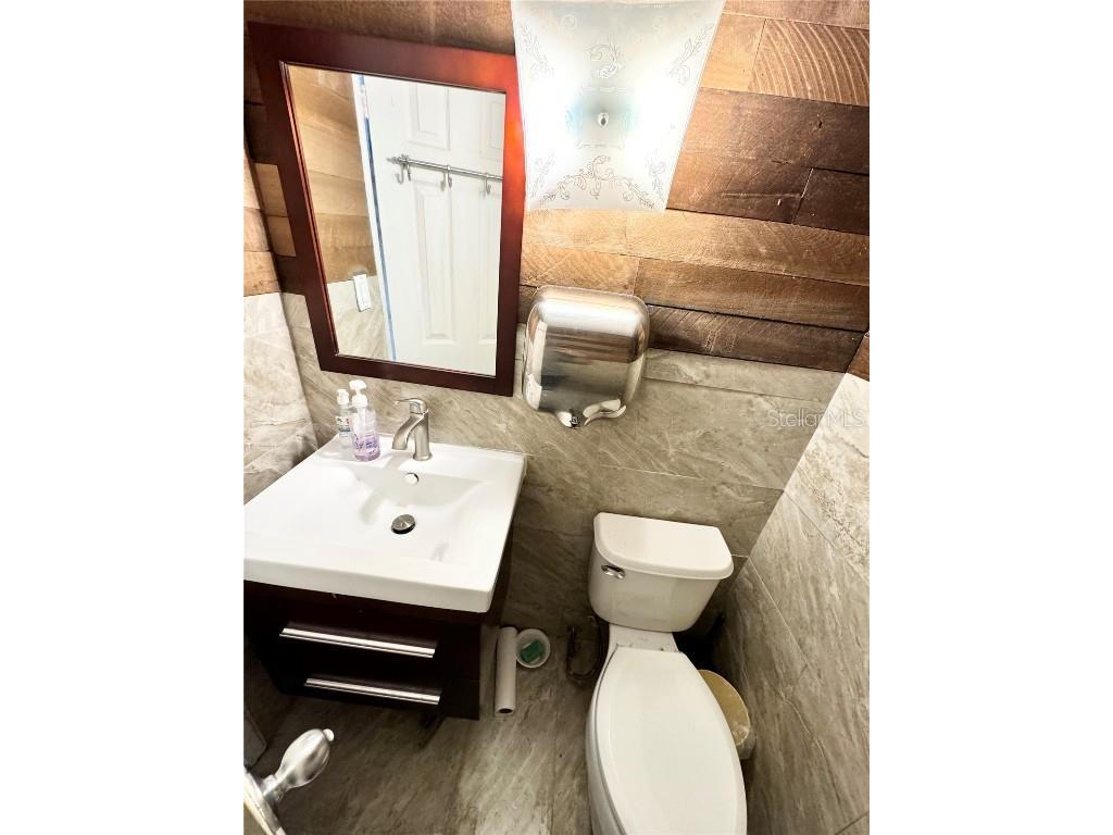 3080 Bee Ridge Road Sarasota FL 34239 A4628460 image17