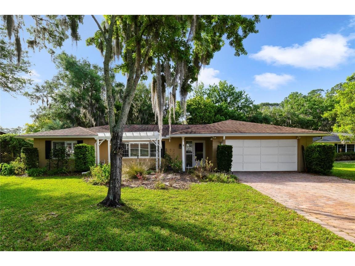 3080 Laurel Drive Mount Dora FL 32757 - LAKE DORA O6192366 image1