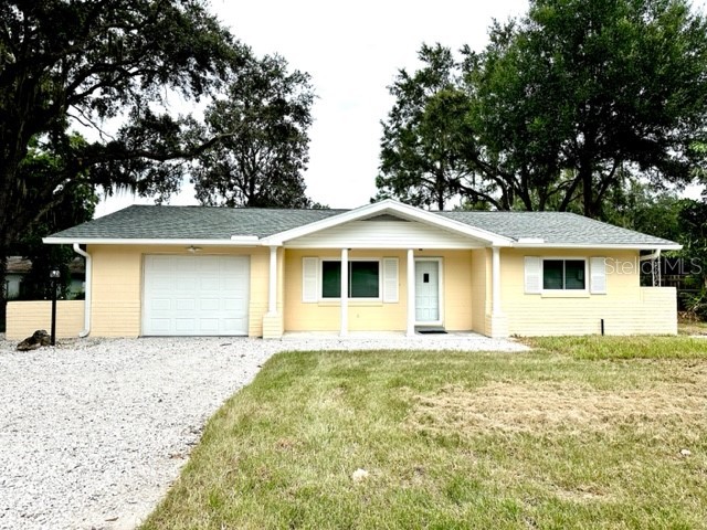 30820 Glenn Drive Tavares FL 32778 - CANAL - LAKE HARRIS G5072272 image1