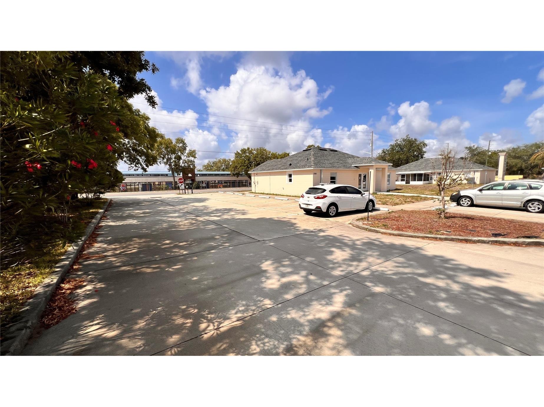 3083 Landover Boulevard Spring Hill FL 34609 W7885541 image6