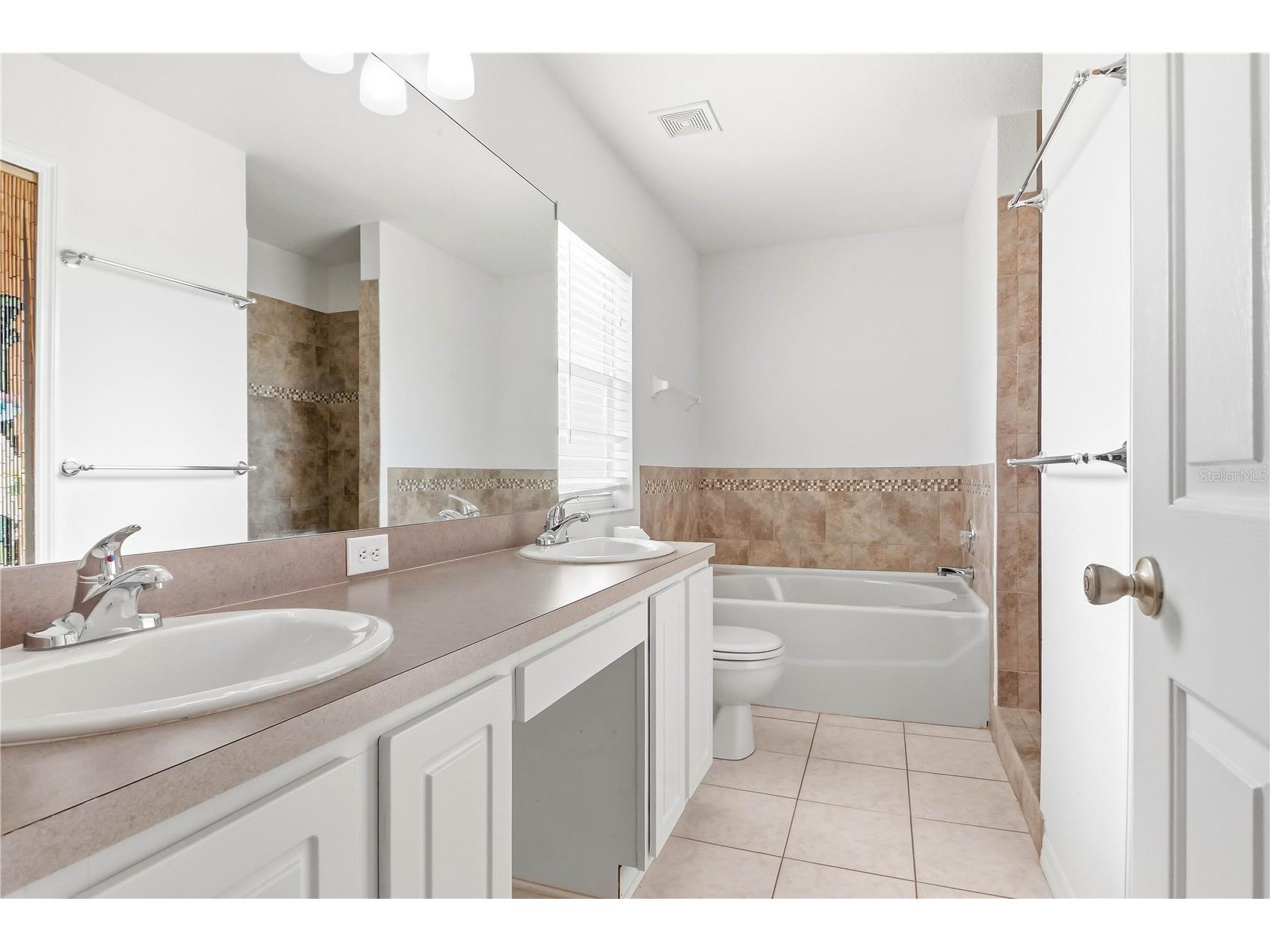 30830 Sade Court Wesley Chapel FL 33545 TB8527756 image15