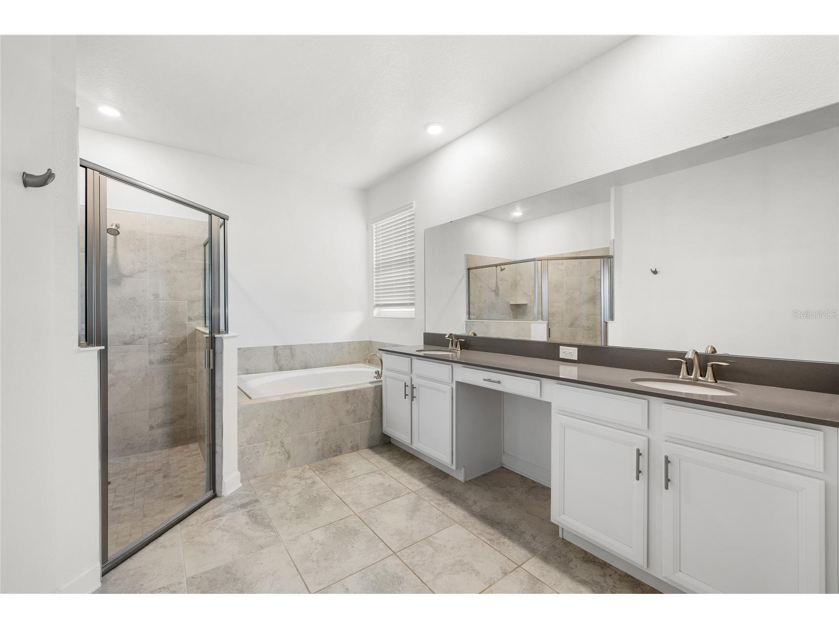 3084 Ella Way Saint Cloud FL 34771 O6408011 image16
