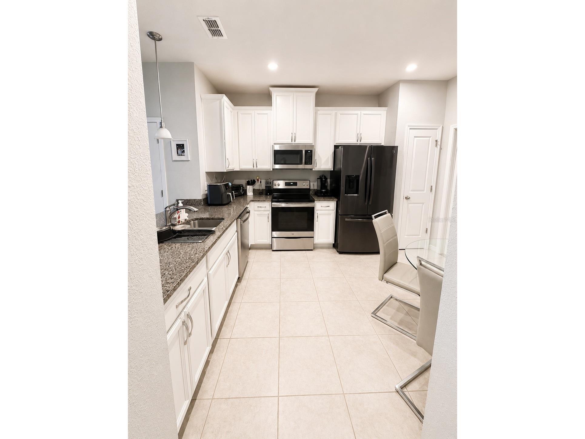 3084 Inlet Breeze Way Holiday FL 34691 TB8514251 image4
