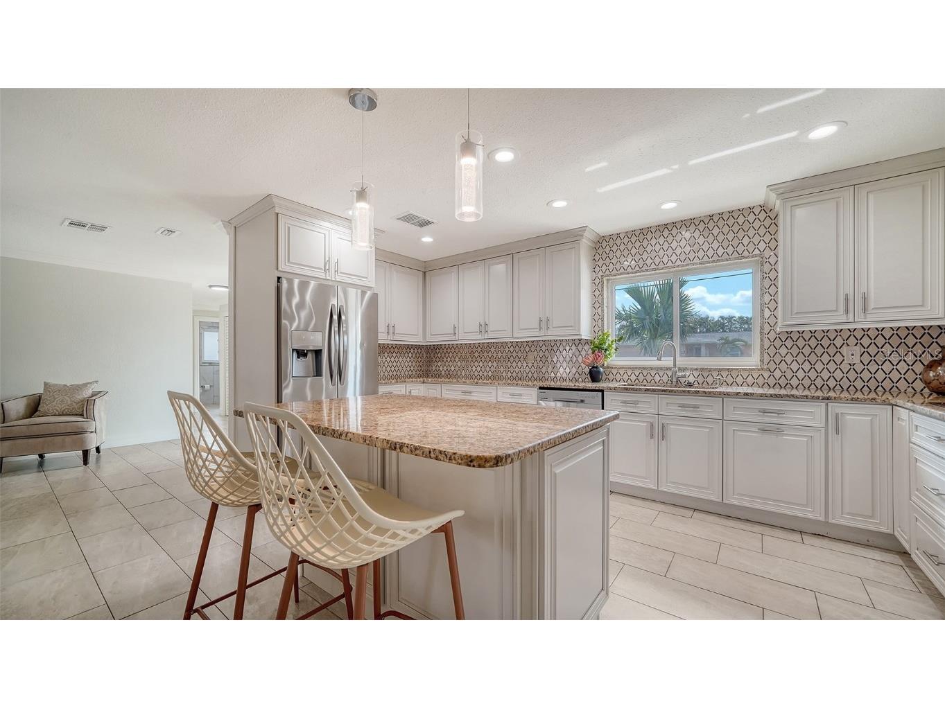 3085 Goldenrod Street Sarasota FL 34239 A4663967 image11