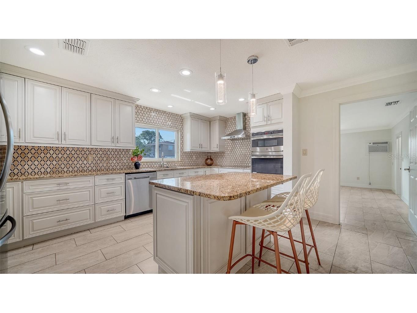 3085 Goldenrod Street Sarasota FL 34239 A4663967 image12