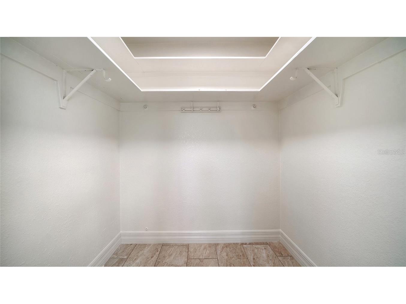 3085 Goldenrod Street Sarasota FL 34239 A4663967 image19